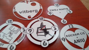 Frezowanie i cięcie Kartony materiałów Granitu płyt HPL MDF OSB Sklejka PCV Drewno Alucobond - Meblościanki i formy 3D