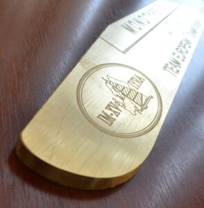 Frezowanie i cięcie Kartony materiałów Granitu płyt HPL MDF OSB Sklejka PCV Drewno Alucobond - Meblościanki i formy 3D Grawer