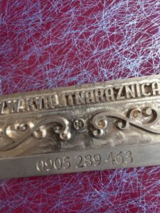 Frezowanie i cięcie Kartony materiałów Granitu płyt HPL MDF OSB Sklejka PCV Drewno Alucobond - Meblościanki i formy 3D Grawer Forma w stali