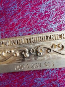 Frezowanie i cięcie Kartony materiałów Granitu płyt HPL MDF OSB Sklejka PCV Drewno Alucobond - Meblościanki i formy 3D Grawer Forma w stali