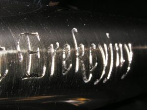 Frezowanie i cięcie Kartony materiałów Granitu płyt HPL MDF OSB Sklejka PCV Drewno Alucobond - Meblościanki i formy 3D Grawer Forma w stali