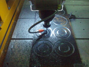 Frezowanie i cięcie Kartony materiałów Granitu płyt HPL MDF OSB Sklejka PCV Drewno Alucobond - Meblościanki i formy 3D